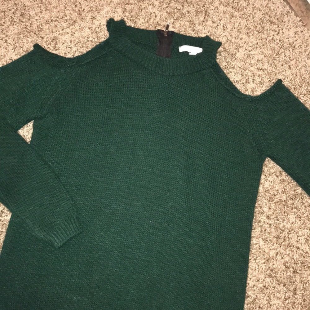 Green Cold/Open Shoulder Sweater